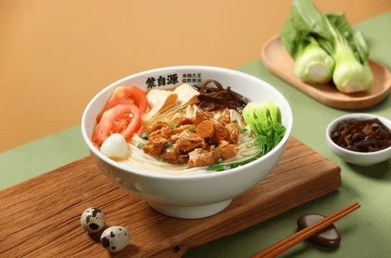 红烧排骨米线 Braised Spareribs Rice Noodle
